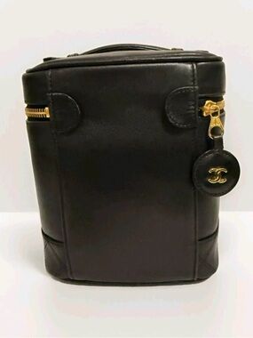 🔥100% Authentic Chanel Classic CC Bag Logo Vanity Top Handle Bag-Black Leather🔥